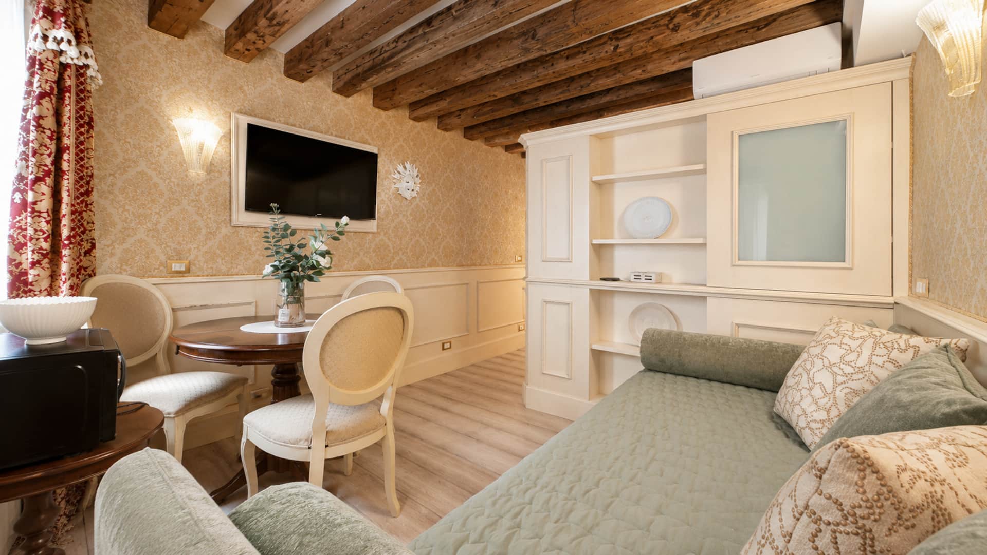 Suite Calle delle Locande, apartment in San Marco, Venice, photo 2