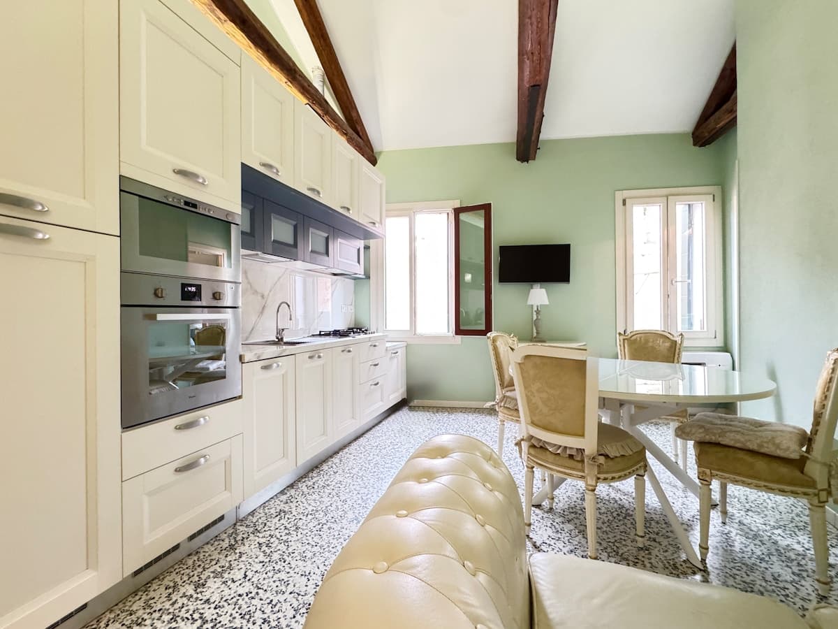 Cà Donà, apartment in Castello, Venice