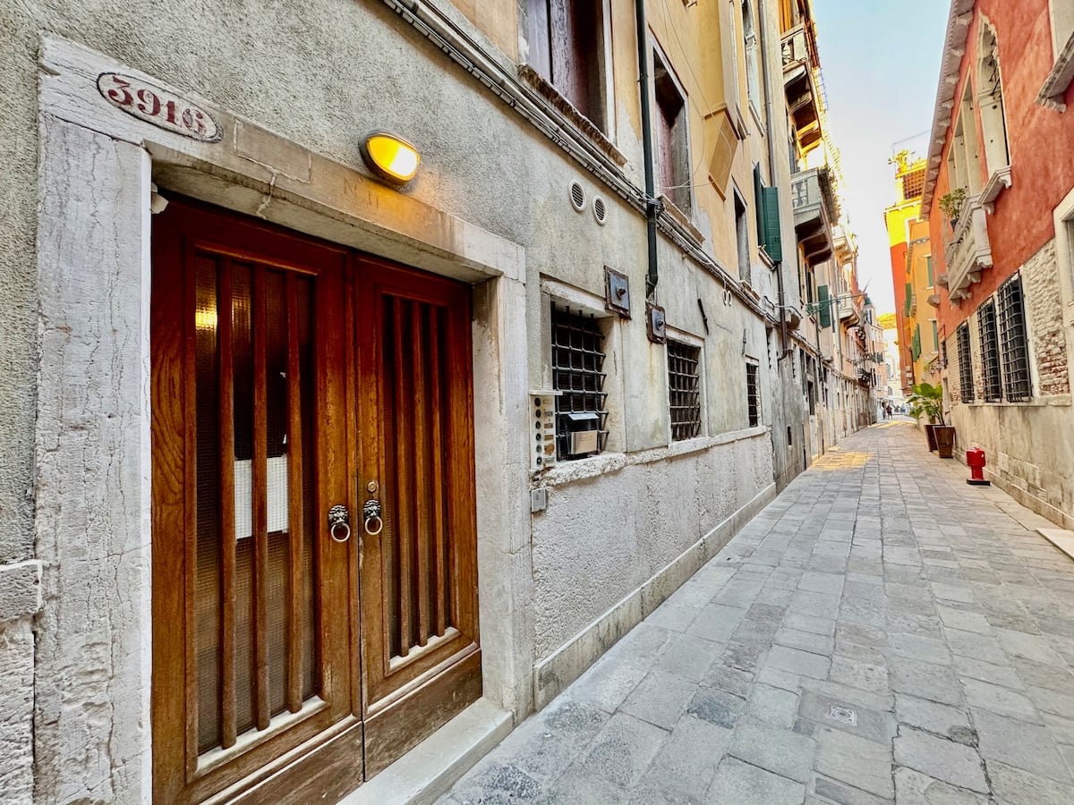 Romantic Canal Apartment, apartment in San Marco, Venice, photo 5